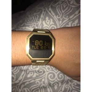 Nixon the re run 💕 last chance 💕